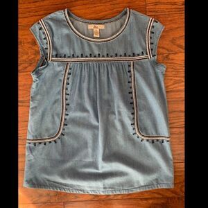 Bass cap sleeve chambray top. XS